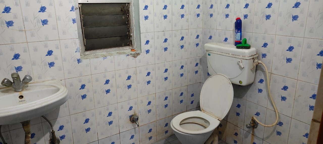 Semi Furnished 3bhk in Namghar Path, Bagharbari, Guwahati, Assam, India for Rent